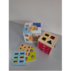 Едукативна дрвена играчка - Ги учиме формите ЈТ-001-16